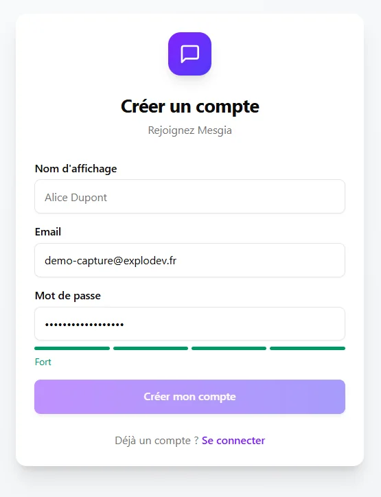 Formulaire Créer un compte Mesgia : nom d'affichage, e-mail, mot de passe avec indicateur Fort